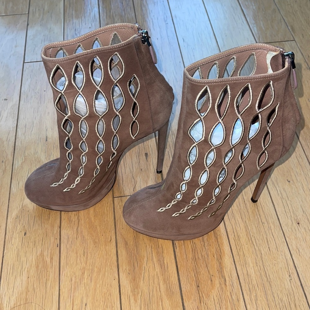New Alaia Suede Platform Boots 6 inch heel